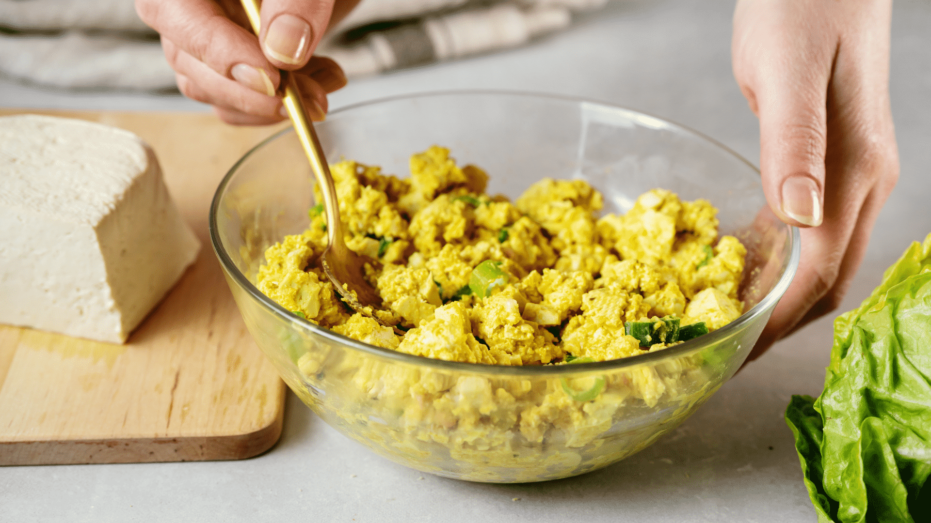 8 ingredienti per sostituire l’uovo nelle ricette veg dolci e salate